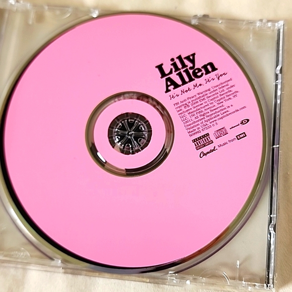 Lily Allen It's Not Me It's You CD - Picture 3 of 5